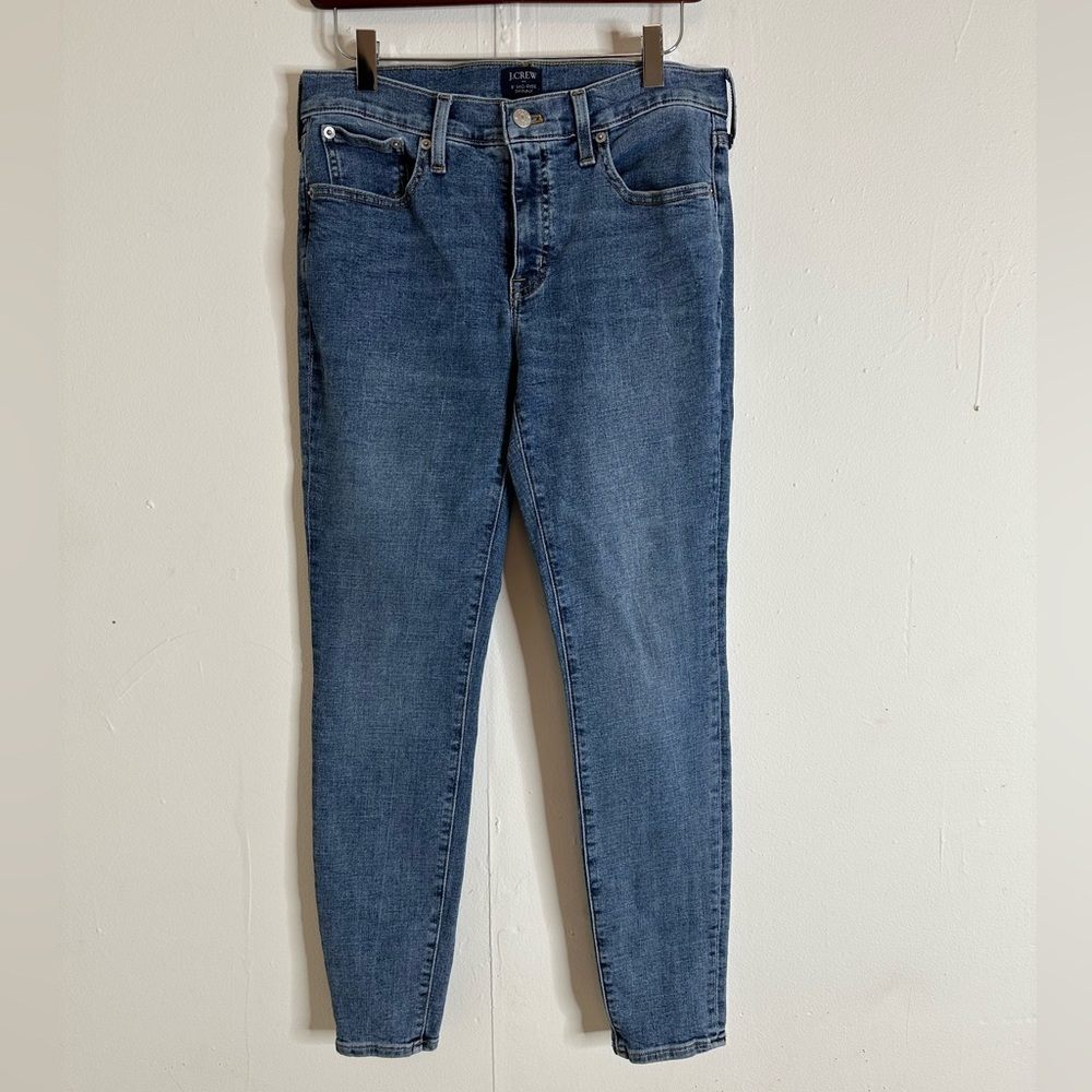 J. Crew 8” Mid-Rise Skinny Size 29